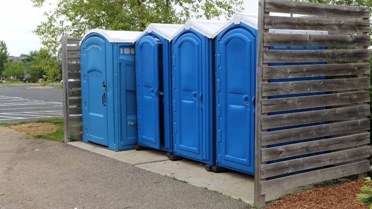 Porta Potty Rental Pros - Quality Portable Restroom Services in Topping, VA, 23169